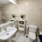 200 Mts Del Mar 아파트